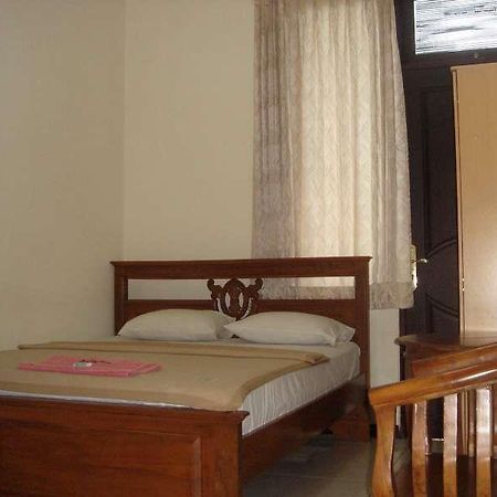 Hotel Paprica 1 Surabaya Ngoại thất bức ảnh